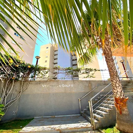 Erapartments Sea View شقة